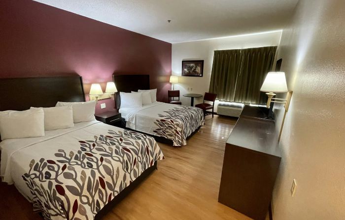 Red Roof Inn Clyde