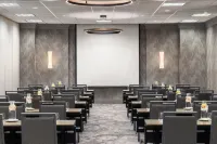 Holiday Inn & Suites OVERLAND PARK-WEST by IHG - ที่มีที่จอดรถ
