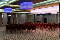 Anemon Grand Adana Otel - parking