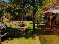 Kamanti Hostel - Hostels