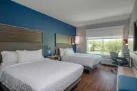Tru by Hilton Indianapolis Lawrence - parking