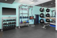 Tru by Hilton Cleveland Midtown - Bãi đậu xe