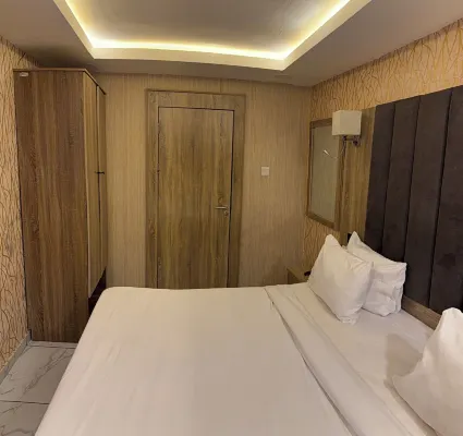 No 1 by Swiss park hotel - ที่มีสปา