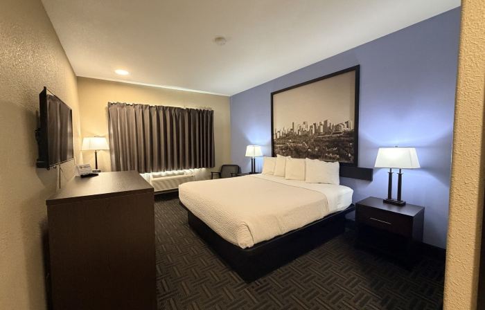 Super 8 by Wyndham Edmonton/West