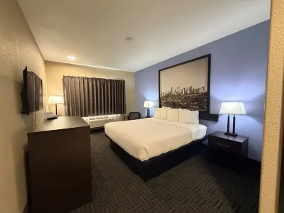 Super 8 by Wyndham Edmonton/West Hotels in Northwest Edmonton