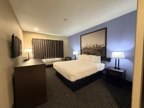 Super 8 by Wyndham Edmonton/West - 2 ดาว
