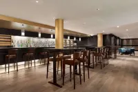 Dolce by Wyndham la Hulpe Brussels - Quầy bar