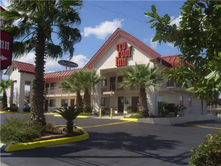 Travelodge by Wyndham San Antonio Lackland AFB North