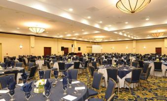 Best Western Plus Waynesboro Inn  Suites Conference Center