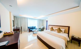 Crown Diamond Hotel