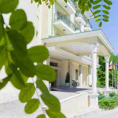 Romance Hotel and Family Suites Hotel Exterior