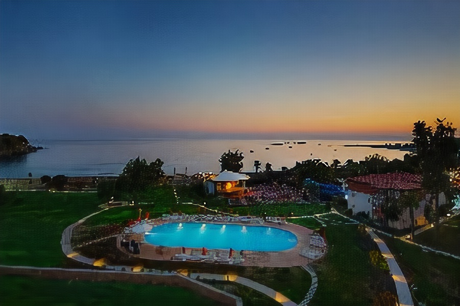 Justiniano Deluxe Resort
