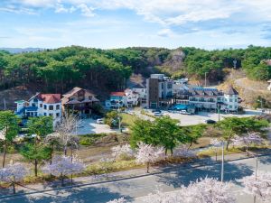 Gangneung Gyeongpo Pine Pension