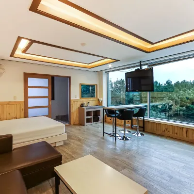 Ulsan Yeongnam Alps Dazoa Hotels near Amethyst Cavern Park