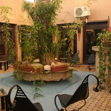 Oasis Hotel & Spa Отели рядом с достопримечательностью «Легзира»