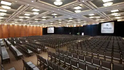 Hilton Toronto/Markham Suites Conference Center & Spa in Markham