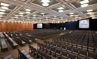 6. Hilton T..