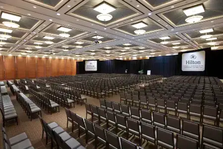 Hilton Toronto/Markham Suites Conference Center & Spa