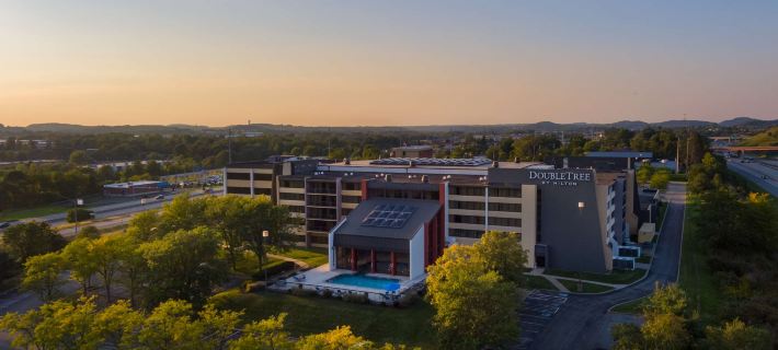 DoubleTree by Hilton Pittsburgh - Cranberry Hotels in Pittsburgh