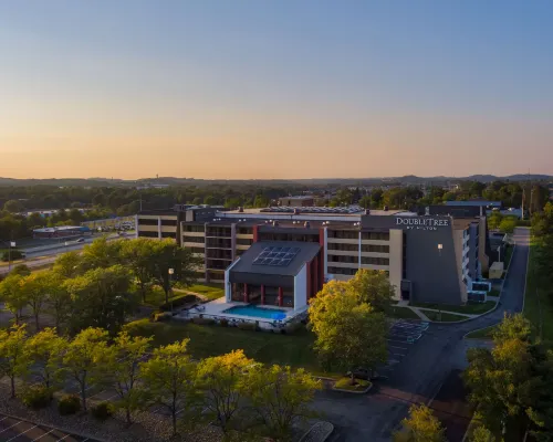 DoubleTree by Hilton Pittsburgh - Cranberry Ξενοδοχεία στην πόλη Πίτσμπουργκ