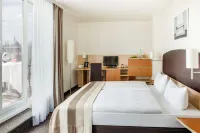 IntercityHotel Wien Hotel in zona Monumento a Maria Teresa