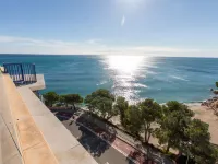 Gala I Hotels near Cala Bot