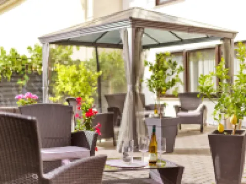 Gästehaus Alexanderhof Hoteles en Leiwen