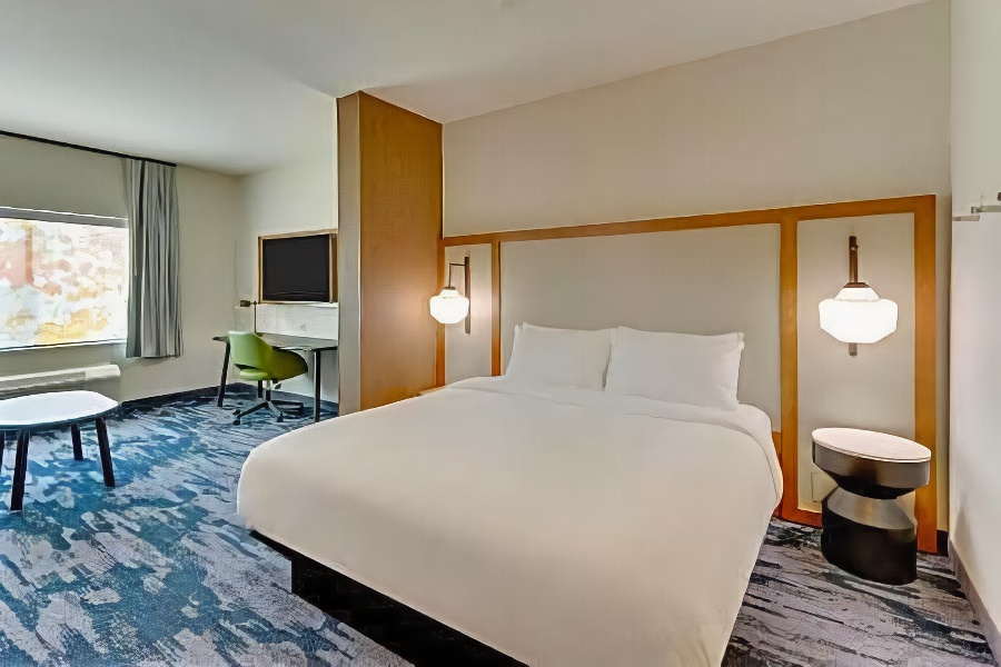 Fairfield Inn & Suites by Marriott Dallas Love Field