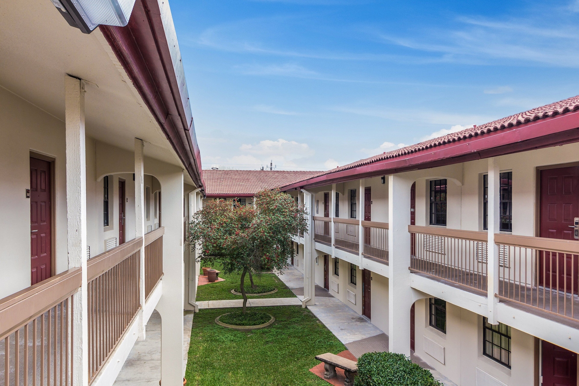 Red Roof Inn Houston East - I-10