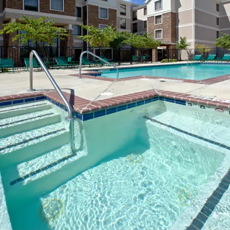 Staybridge Suites INDIANAPOLIS-AIRPORT by IHG
