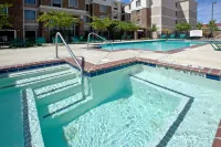 Staybridge Suites INDIANAPOLIS-AIRPORT by IHG - Kylpyammeita
