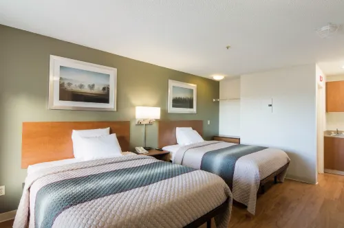 HomeTowne Studios Denver - Thornton Hotels in Thornton