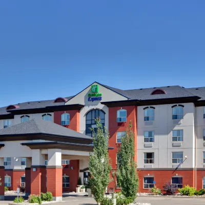 Holiday Inn Express & Suites SHERWOOD PARK-EDMONTON AREA by IHG Hotels near Alberta Hospital Edmonton