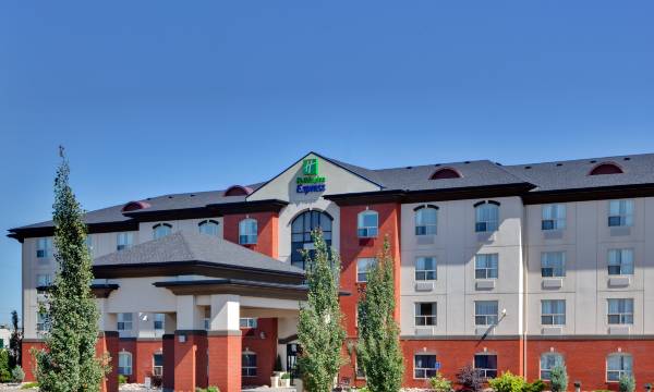 Holiday Inn Express & Suites Sherwood Park-Edmonton Area by IHG