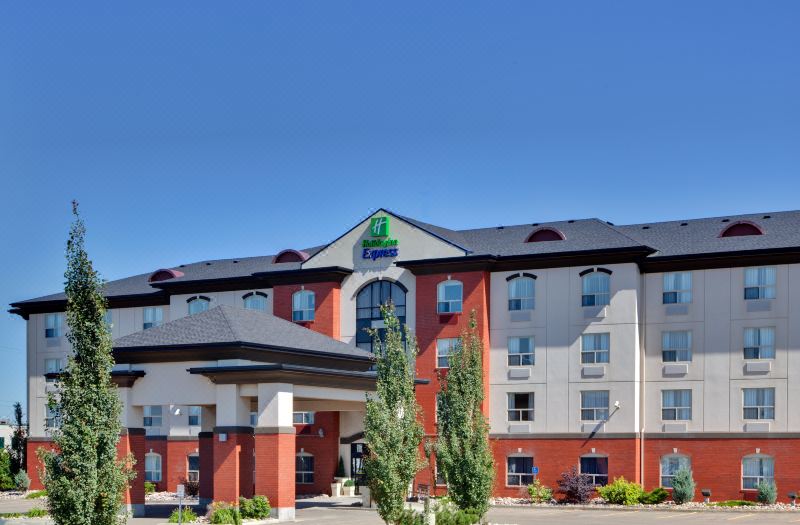 Holiday Inn Express & Suites Sherwood Park-Edmonton Area by IHG