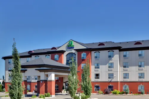 Holiday Inn Express & Suites SHERWOOD PARK-EDMONTON AREA by IHG - Lemmikkieläimet sallittu