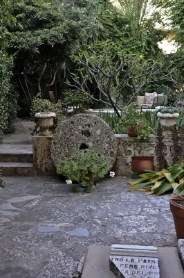 Doma Hotel Các khách sạn ở Chania