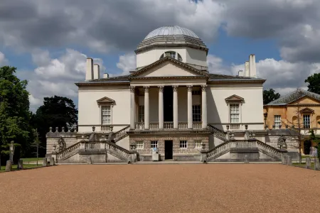 Best Western Chiswick Palace  Suites Отели рядом с достопримечательностью «Университет Рохемптон Лондон»