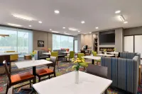 La Quinta Inn & Suites by Wyndham Braselton - breakfast