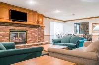 Super 8 by Wyndham Sheldon Hotels in O'Brien County