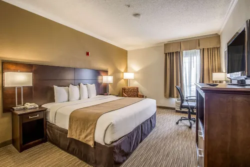 Quality Inn and Suites Seabrook - NASA - Kemah Hotels in Seabrook