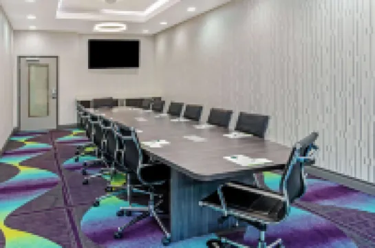 ลากินตา อินน์แอนด์สวีทส์ บายวินด์แฮม ลับบ็อก เซาท์