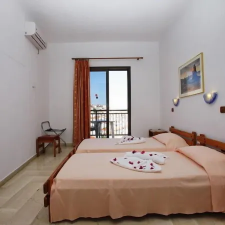 Denise Hotel