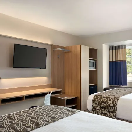 Microtel Inn & Suites by Wyndham Baton Rouge