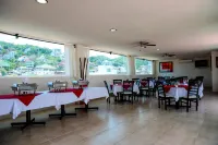 馬勒孔波多諾伏廣場飯店