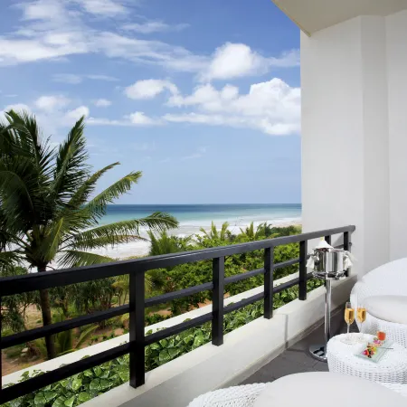 Pullman Bentota Resort & Spa