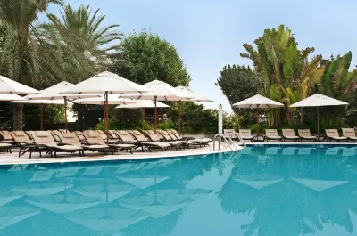 Hilton Dubai the Walk Отели в г. Дубай
