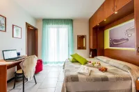 Hotel Villa Truentum Hotel in zona Torre di Carlo V