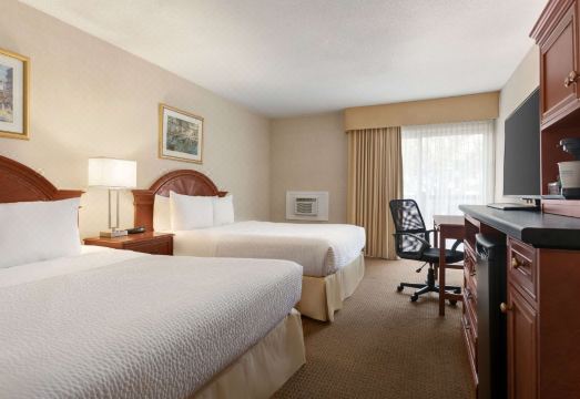 데이즈 인 바이 윈덤 런던