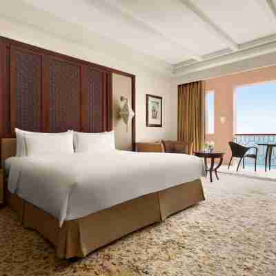 Shangri-La Al Husn Resort and Spa Rooms